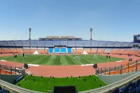 رسميًا.. ستاد القاهرة يعلن استضافة مباراتي الأهلي والزمالك في دوري الأبطال والكونفدرالية 